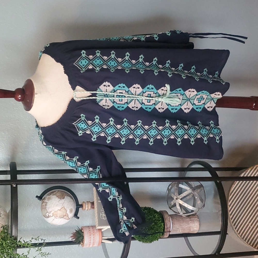Navy and turquoise top